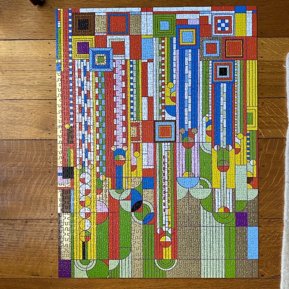 Frank Lloyd Wright Gold Foil 1000 Piece Puzzle - Picture 2 of 5